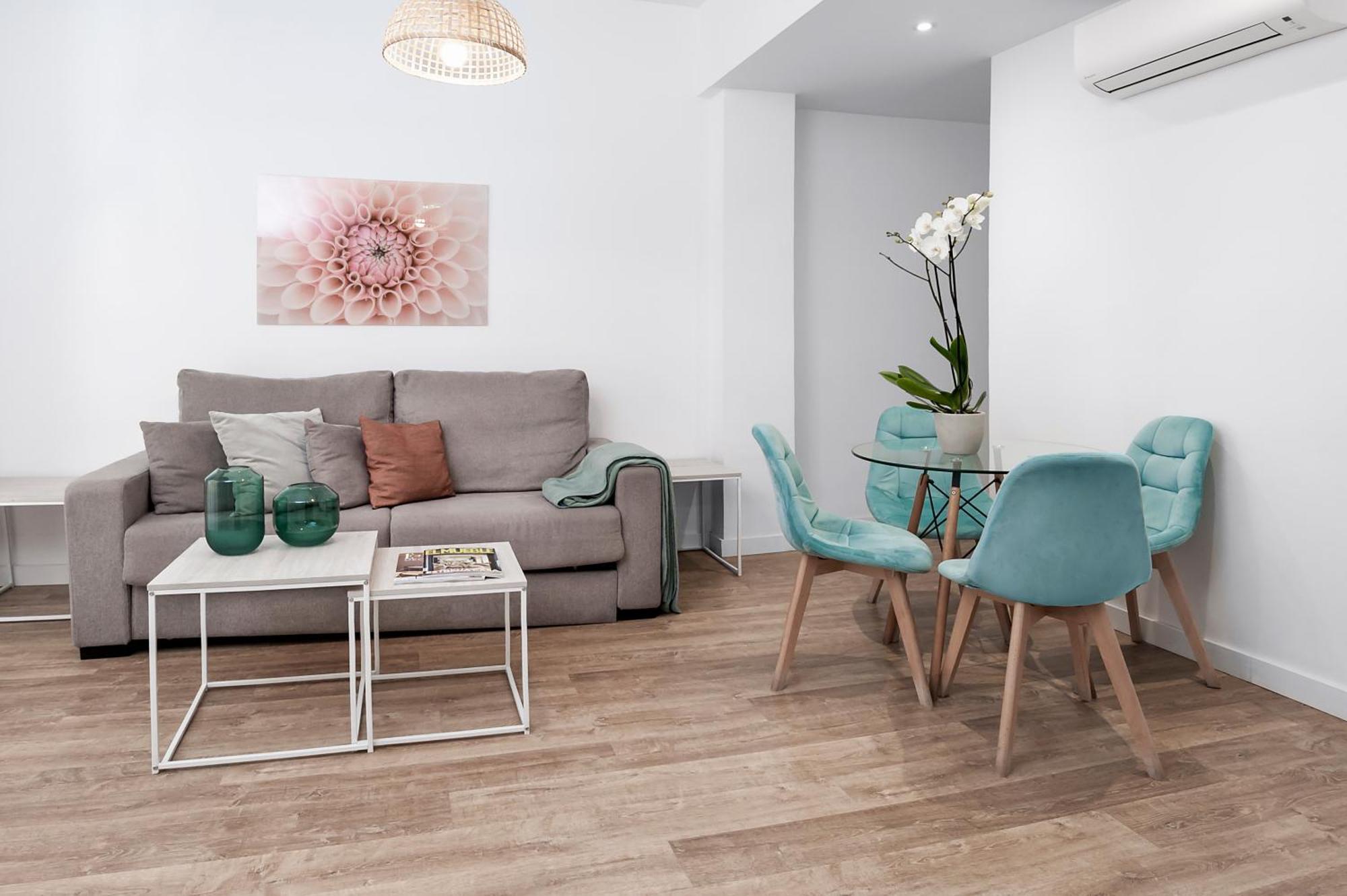 Apartamentos Isabella By Concept Flats Гранада Екстериор снимка